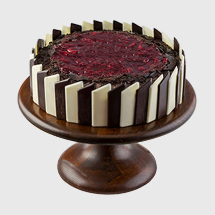 Beautiful Black Forest Cake EG: 