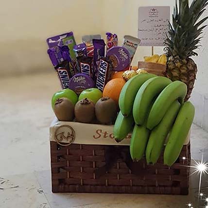 Fruits N Chocolate Basket: 