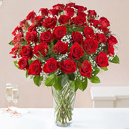 Bunch of 50 Scarlet Red Roses: Gift Shop