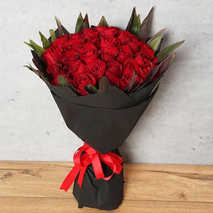 Red Roses Bouquet: Flowers for Groom