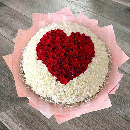 400 Heart Roses Arrangement: Engagement Flowers in Singapore