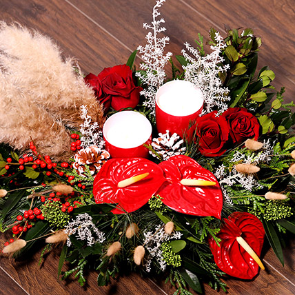 Xmas Special Center Table Flowers: Christmas Flower Arrangements