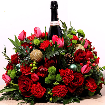 Jacobs Creek And Flower Center Table Arrangement: Flowers And Wine Delivery