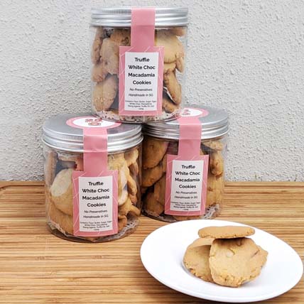 Macadamia Cookies: Gifts for Boys