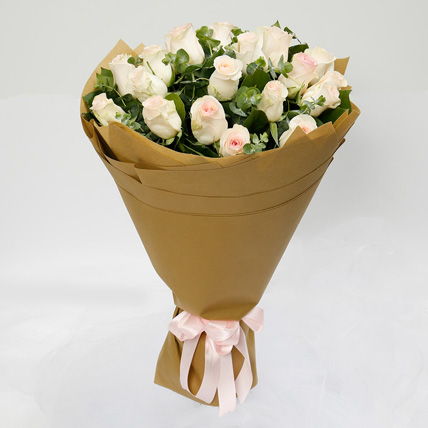 Blissful 20 Peach Roses Bouquet: For Parents