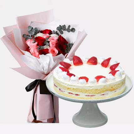 Strawberry Shortcake & Delightful Roses: Strawberry Cake 