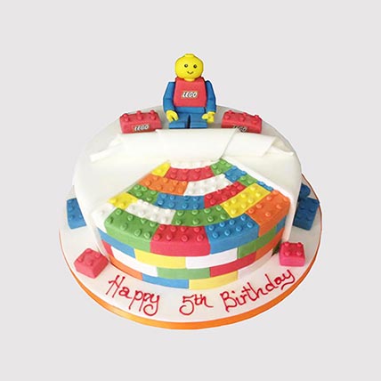 Colourful Legoland Cake: Lego Cakes