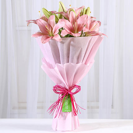 Admirable Asiatic Pink Lilies Bunch: Lily Bouquet