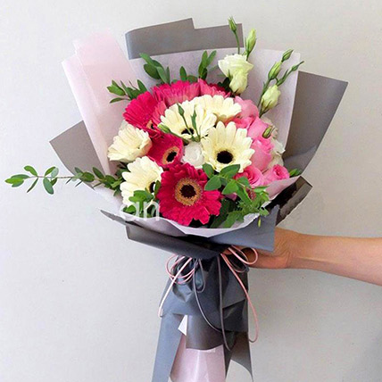 Majestic Mixed Flowers Beautifully Tied Bunch: Gerberas Bouquet