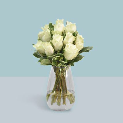 Vase Of Elegant White Roses: Flower Bouquet For Wife