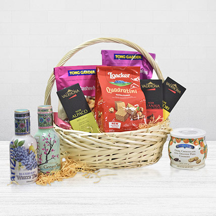 Chocolatey Hamper: Gifts for Parents