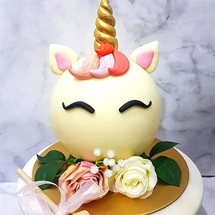 Unicorn Shaped Pinata Cake: Pinata Cake