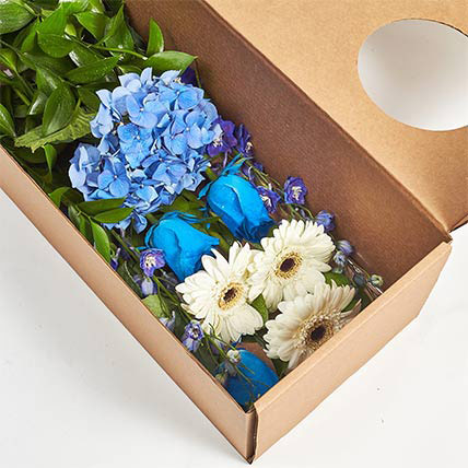 Delightful Mixed Flowers: Gifts For Men