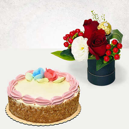 Box Of Roses With Butter Sponge Cake: Flowers And Chocolates
