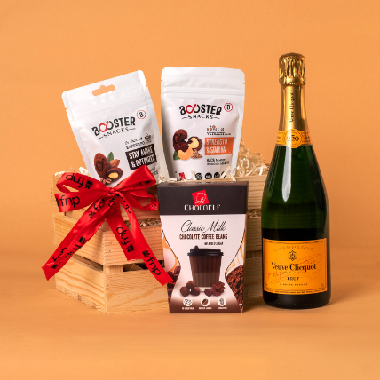 Champagne N Roasted Macadamias Hamper: Father's Day Hampers