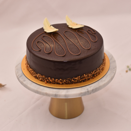 Chocolate Cake: Birthday Cake 