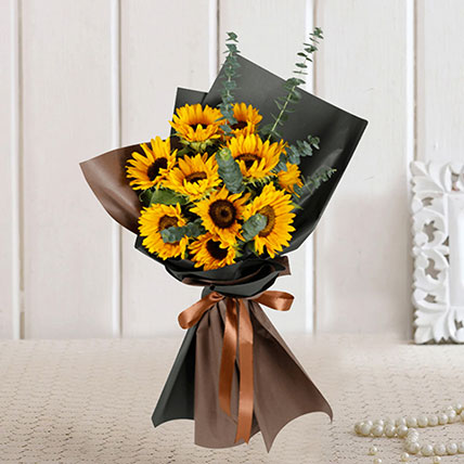 Charismatic Sunflowers Beautifully Tied Bouquet: Sunflower Bouquets