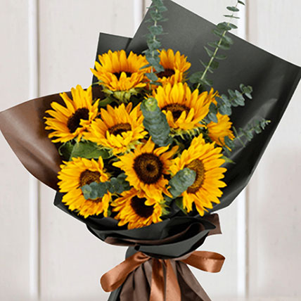Charismatic Sunflowers Beautifully Tied Bouquet: Sunflower Bouquets