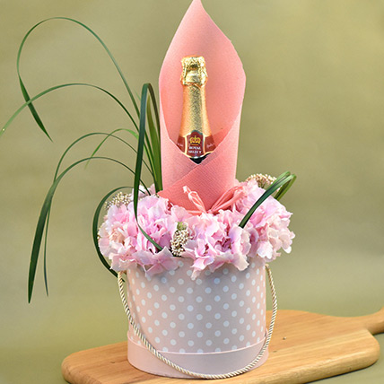 Hydrangea & Sparkling Juice Pink Box: Hydrangeas Flowers