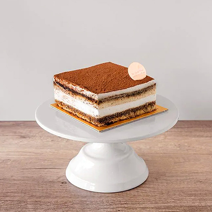 Delicious Tiramisu Cake: Eggless Cakes