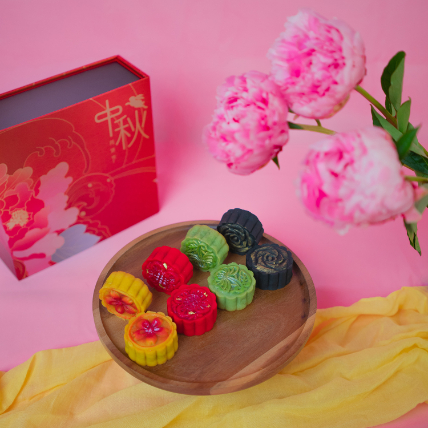 Assorted Mooncakes 8 Pcs: Mid Autumn Festival Gifts