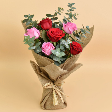 3 Pink 3 Red Roses Valentines Bouquet: Flowers Delivery Singapore
