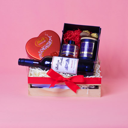 Bellevie Pavillon Merlot Wine Hamper for Valentine: Valentines Present For Husband