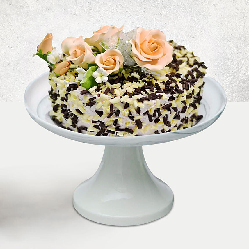 Chocolate and Vanilla Choco Chip Cake: Farewell Gift