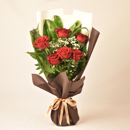 Romantic Red Roses Bouquet for 520 Day: Valentine's Day Flowers