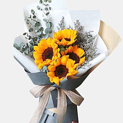 Blooming 4 Sunflower Bouquet: Gift Delivery in Malaysia