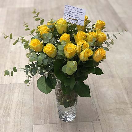 Gorgeous Yellow Roses With Vase