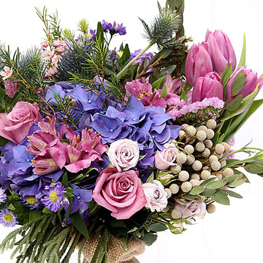 Online Elegant Mixed Roses and Tulips Bouquet Gift Delivery in