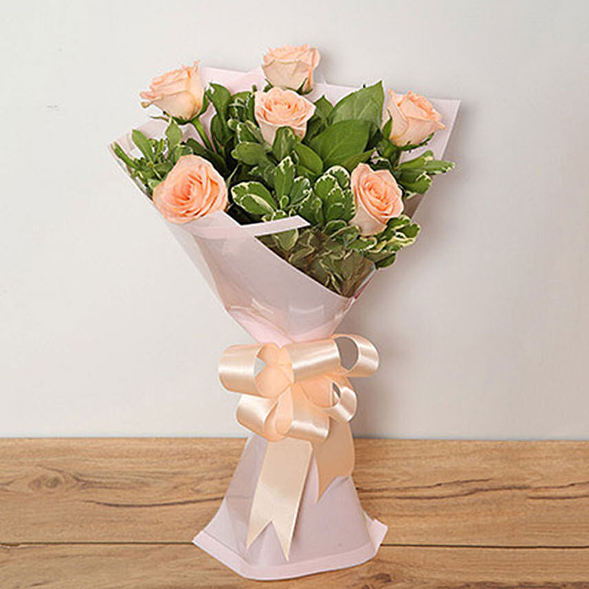 Bouquet Of Peach Roses in sgp | Gift Bouquet Of Peach Roses - Ferns N ...