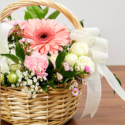 Online Gorgeous Flowers Basket Gift Delivery in Singapore - FNP