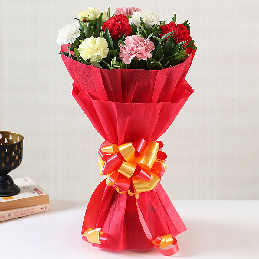 Online Beautiful Mixed Carnations Bouquet Small Gift Delivery In Singapore Fnp