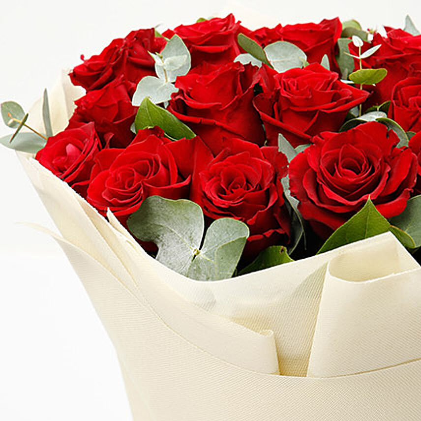 Online 20 Beautiful Red Roses Bouquet Gift Delivery in Singapore - FNP