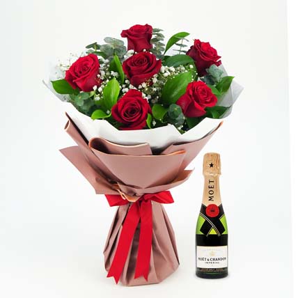 Bunch Of Beautiful 6 Red Rose with Moet Champagne