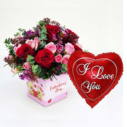Floral Cuddle With I Love You Balloon For My Valentine