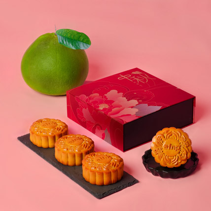 Pure Lotus Double Yolk Mooncakes And Pomelo