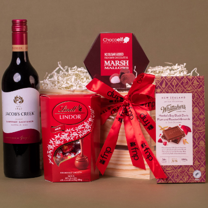 Fantastic Gift Ideas for Wine Lovers that are not Wine- Gift Hamper