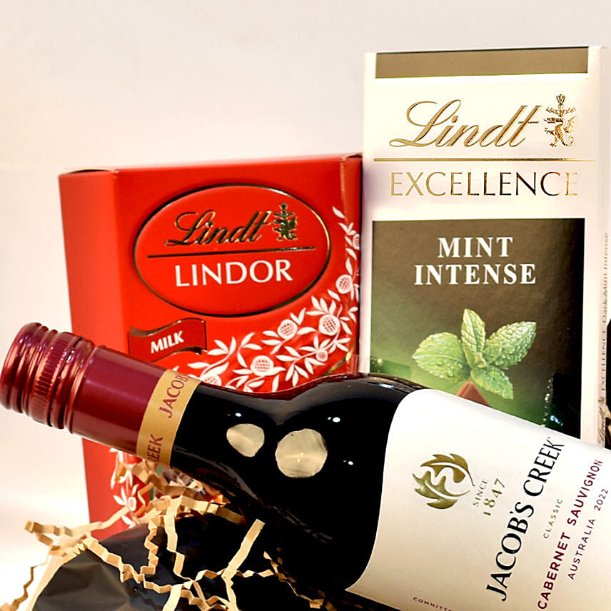 Fantastic Gift Ideas for Wine Lovers that are not Wine- Gift Hamper