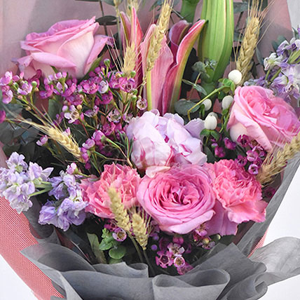 Bookmark these 7 Flowers for Women's Day- Elegance Personified