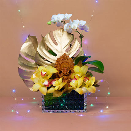 Festive Vibe Floral Vase N Ganesha Idol Combo