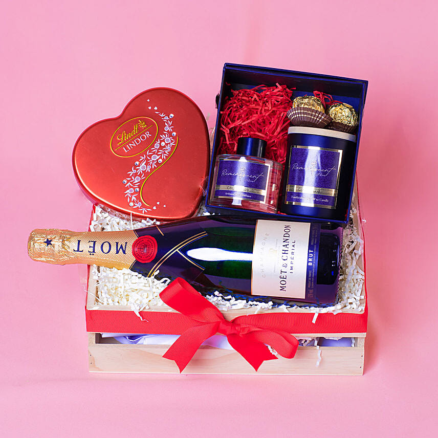 First Valentine's Day Ideas: Fancy Hamper