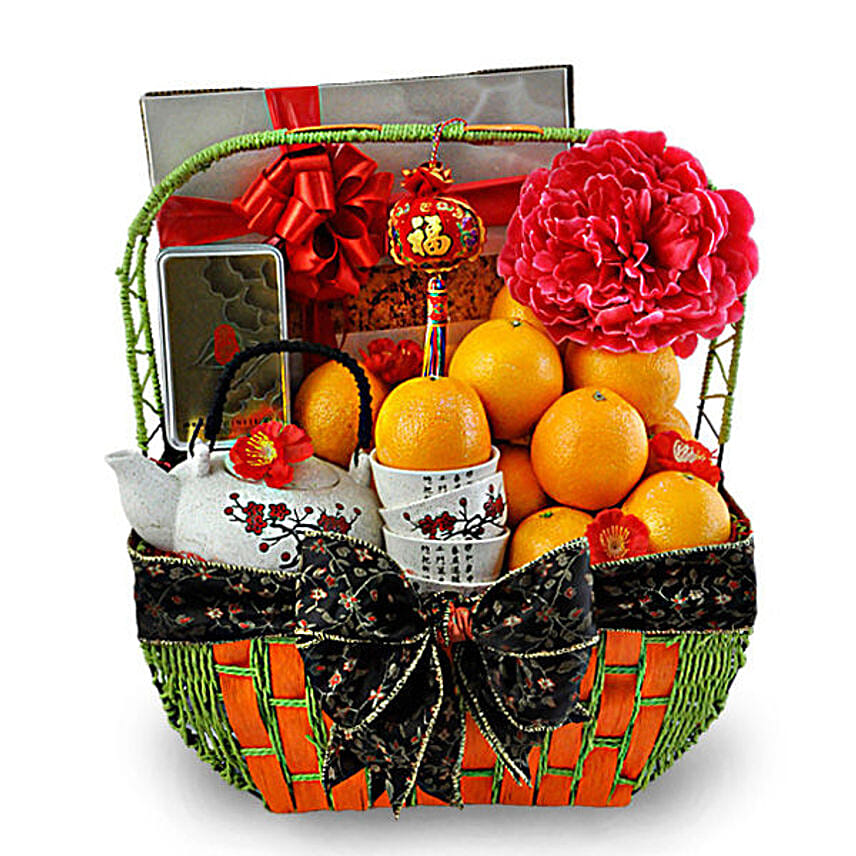 Online Super Abundance Vibrant Gift Hamper Gift Delivery In Malaysia Ferns N Petals