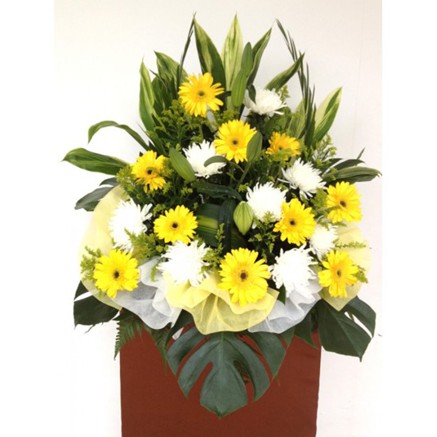 Online Serenity Flowers Gift Delivery in Singapore FNP