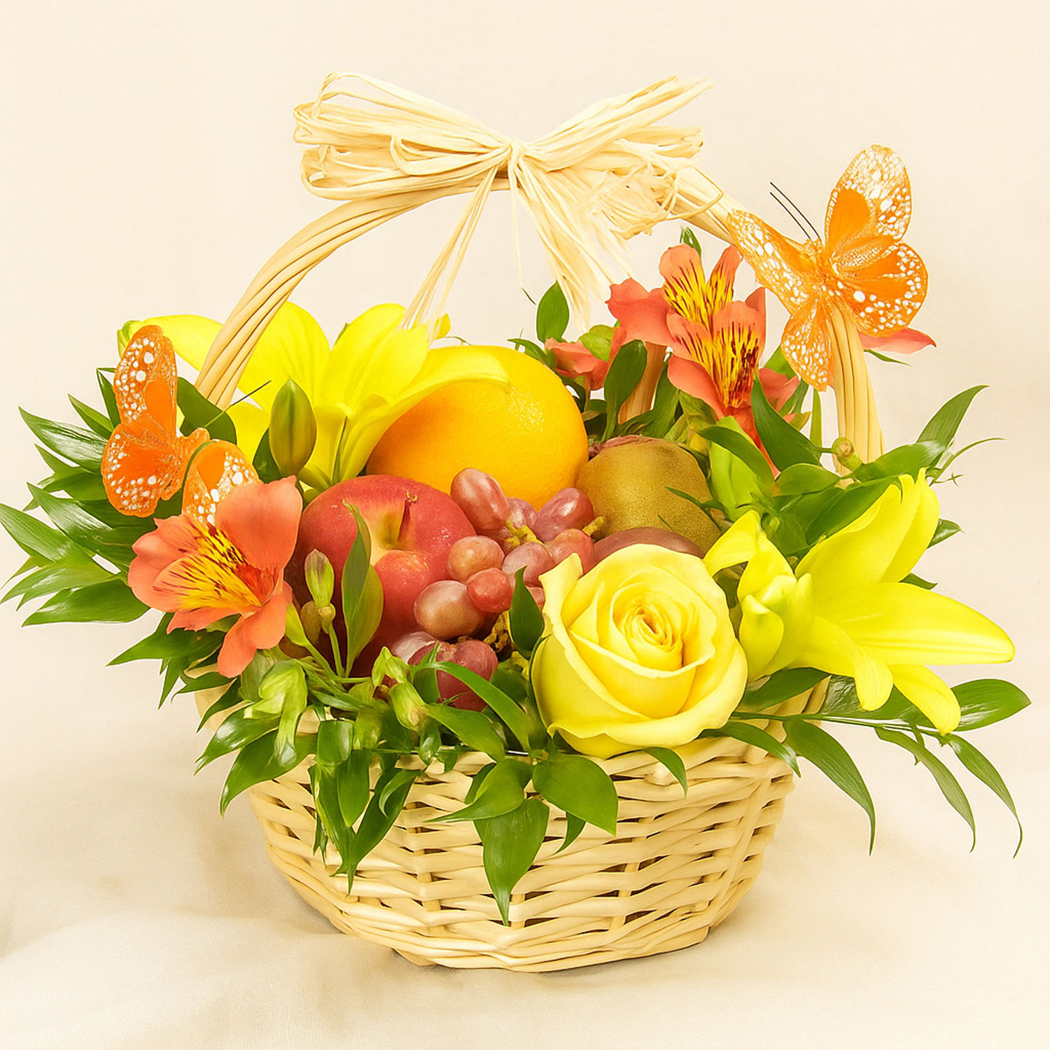 Online Fresh Flowers & Fruits Basket Gift Delivery in Singapore Ferns