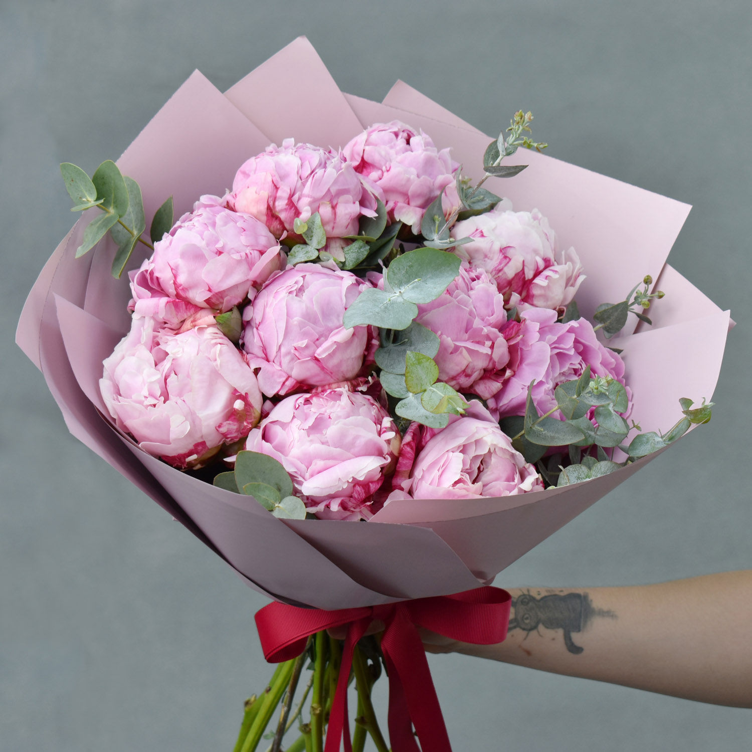Online Precious Peonies Bouquet Gift Delivery in Singapore FNP