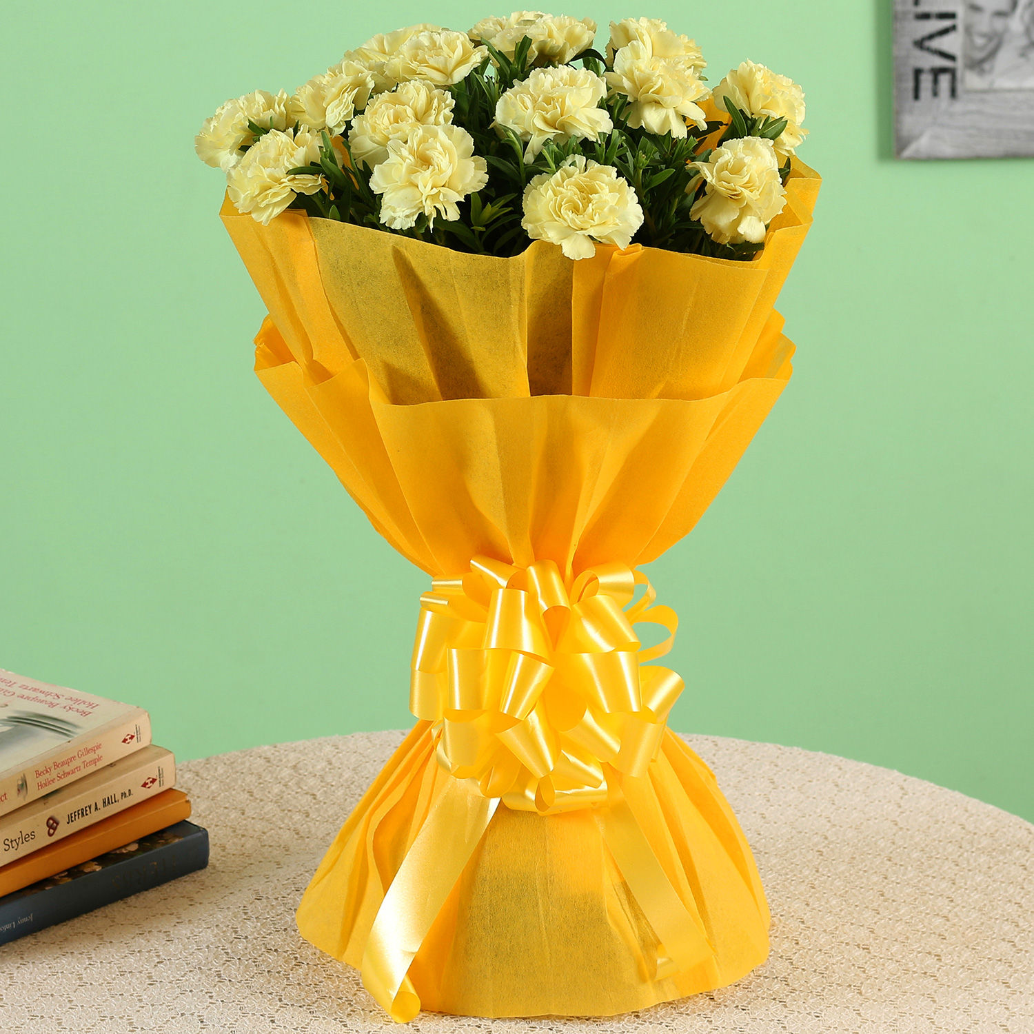 Online 15 Yellow Carnations Bouquet Medium Gift Delivery in Singapore FNP