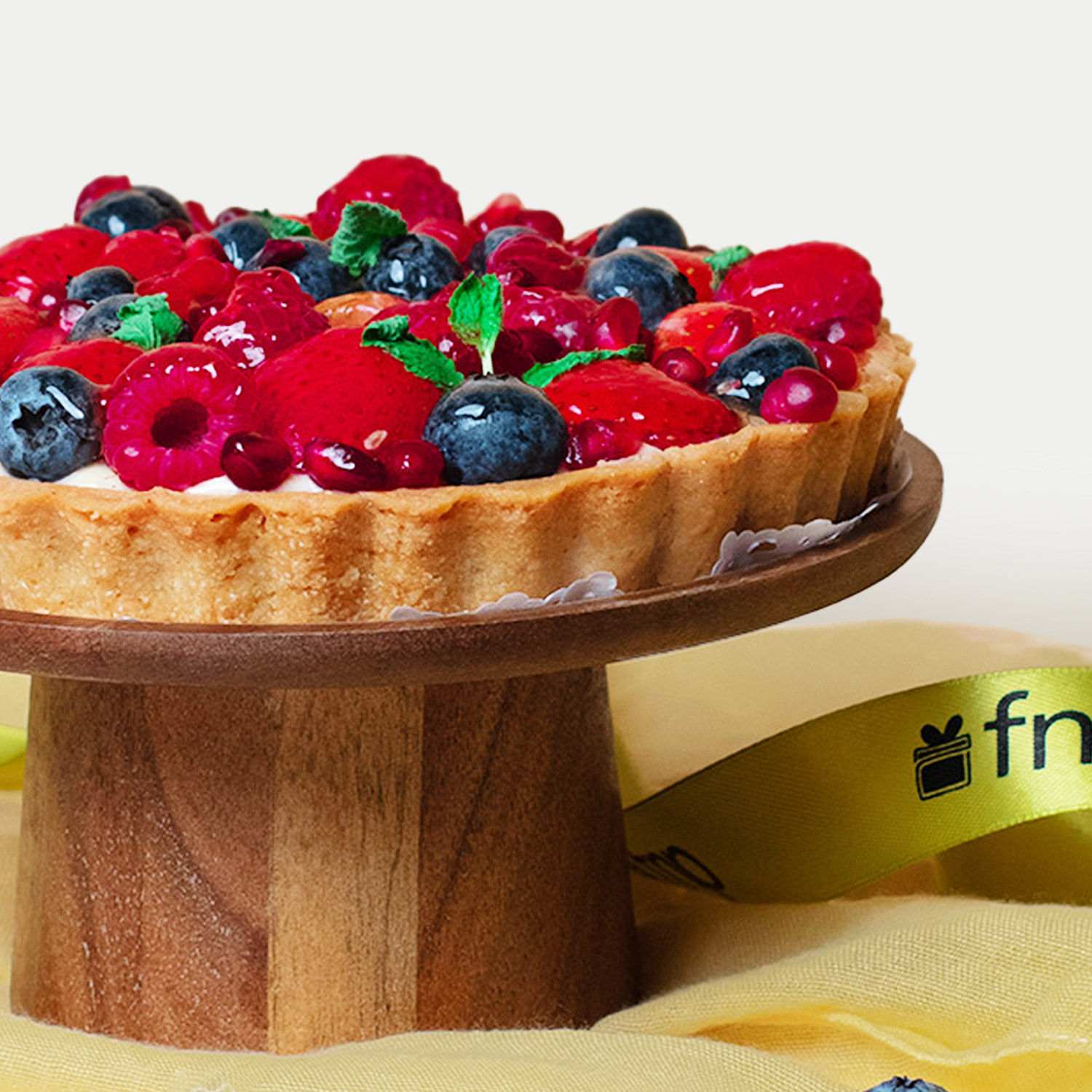 Online Delicious Berries Tart Cake Gift Delivery in Singapore - Ferns N ...